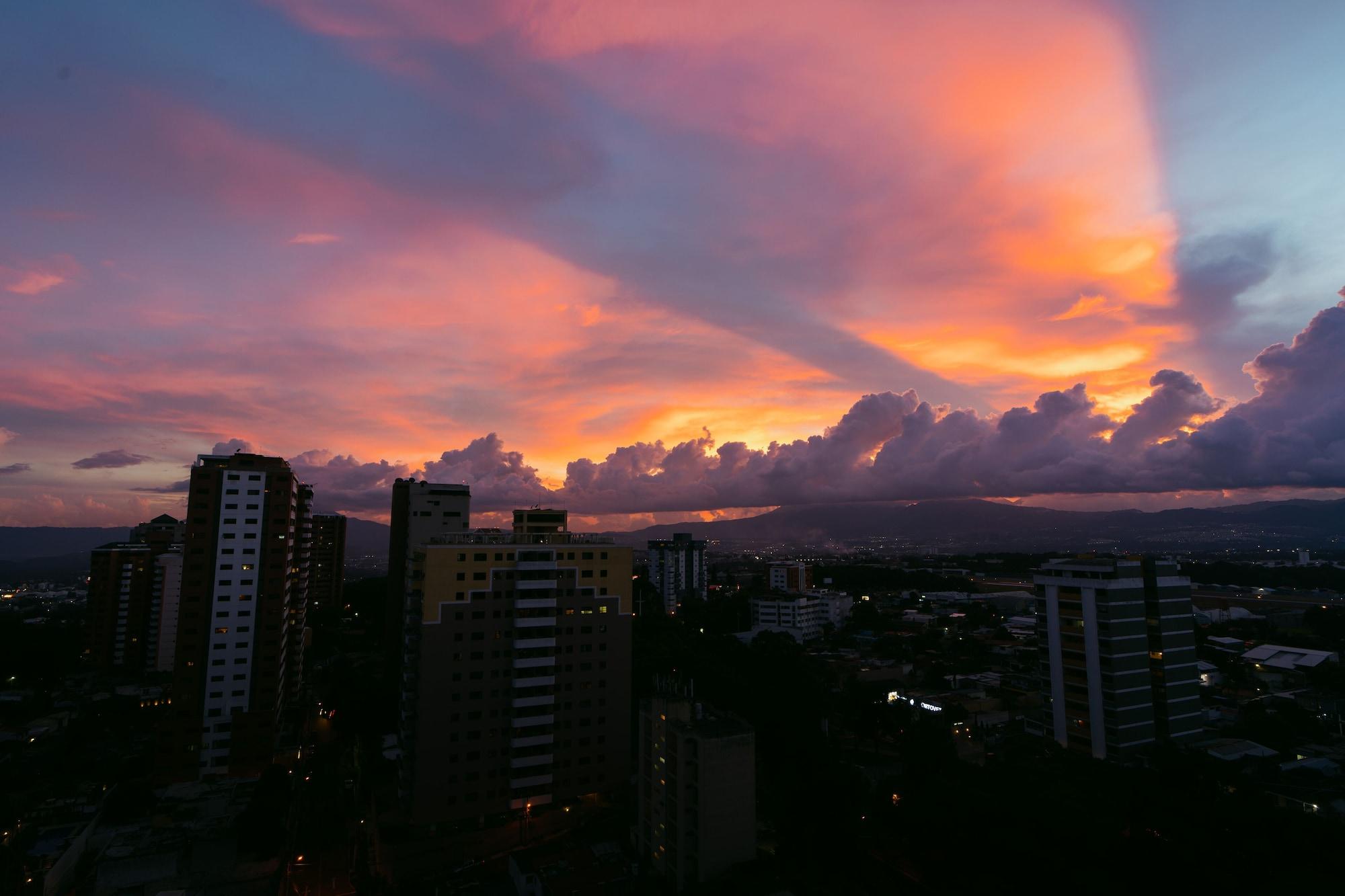 Adriatika Hotel Boutique Guatemala - Adults Only Guatemala City Exteriör bild
